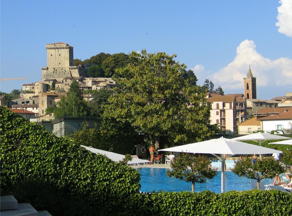 Parco Delle Piscine Hotel Sarteano Exterior foto